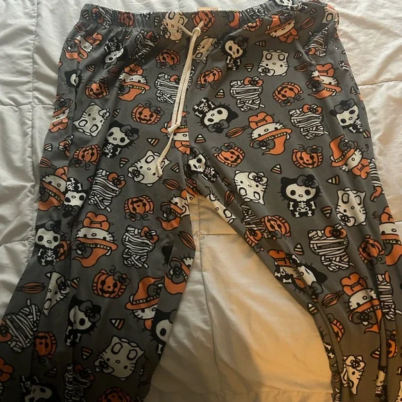 Hello Kitty Halloween Pajama Pants - Picture 1 of 1